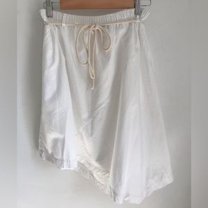 FINAL DAY!! 🌱BEST OFFER ACCEPTED Vince White Cotton Skirt